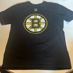 NHL Youth Boston Bruins Primary Logo Black T-Shirt 10/12 M McAVOY 73 hockey